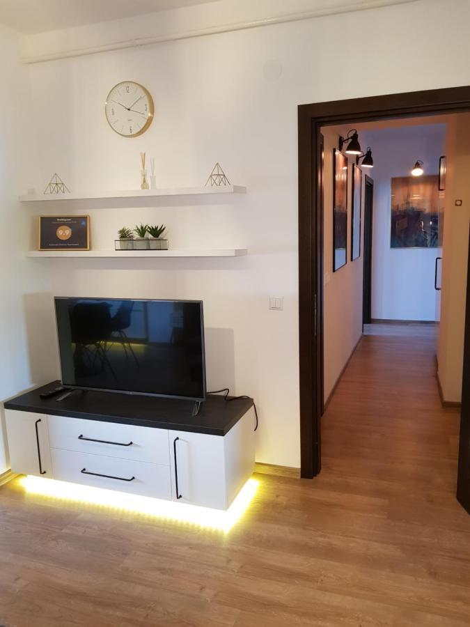 Kolonaki Domus Apartment 3 Iasi Exterior photo